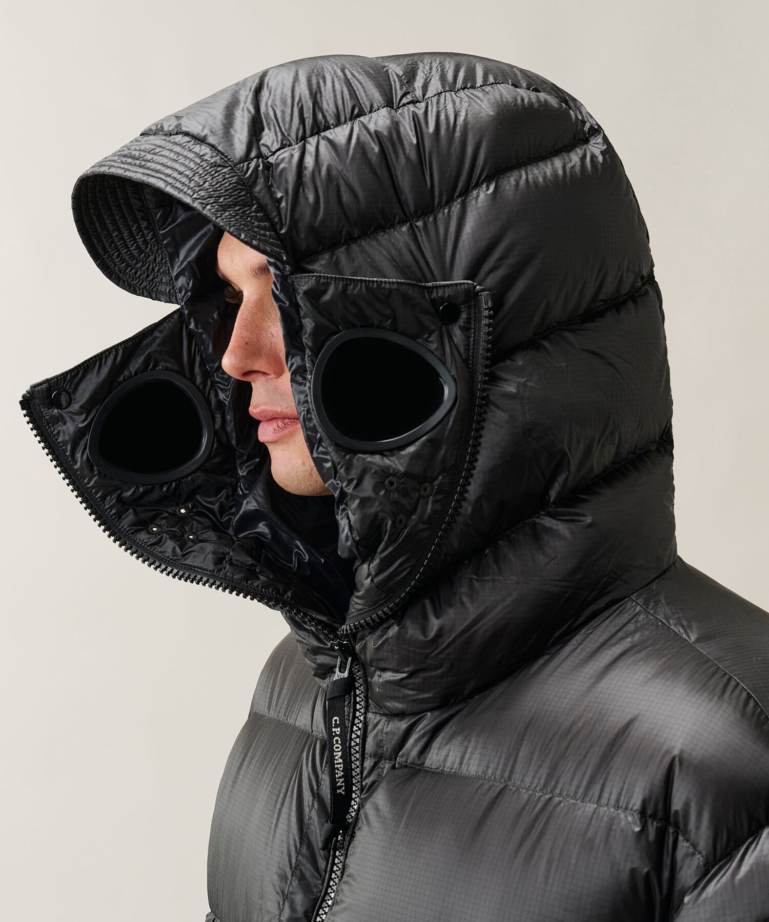 C.P. Company D.D. Shell Explorer Lens Down Jacket - Black