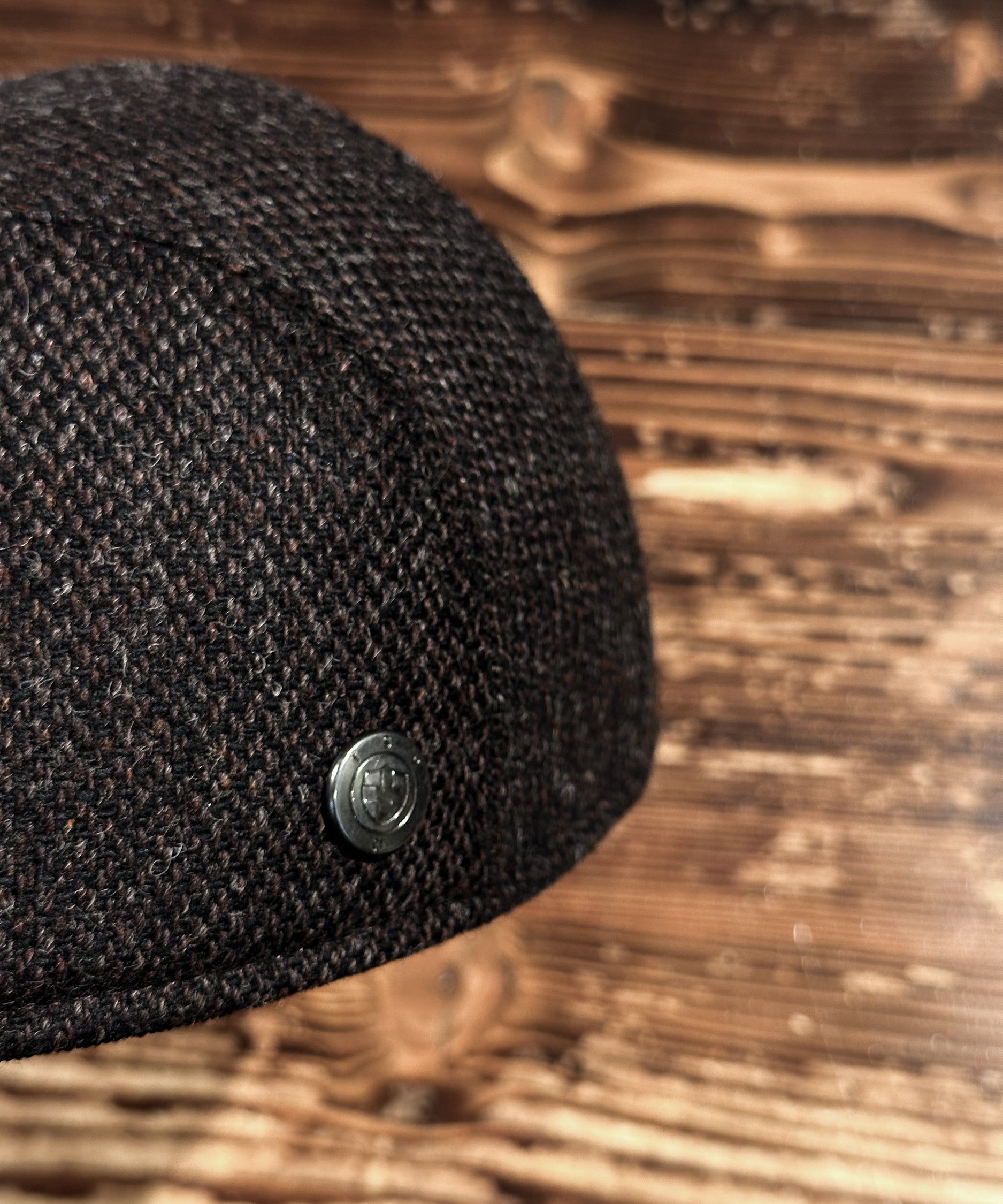 Three-Stroke Modern Cap - Brown
