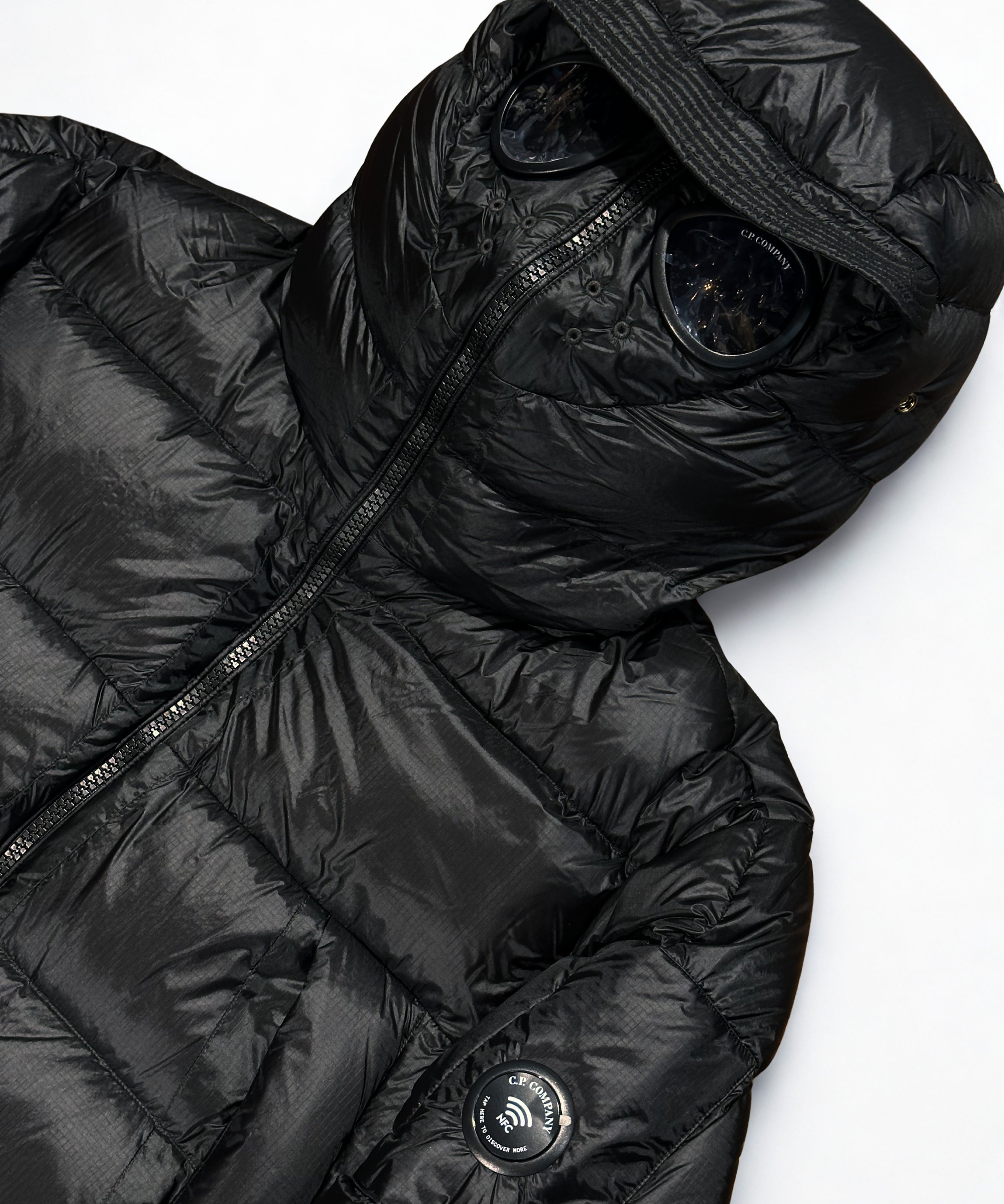 C.P. Company D.D. Shell Explorer Lens Down Jacket - Black