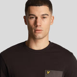 Lyle & Scott Contrast Pocket T-Shirt - Jet Black/Gunmetal