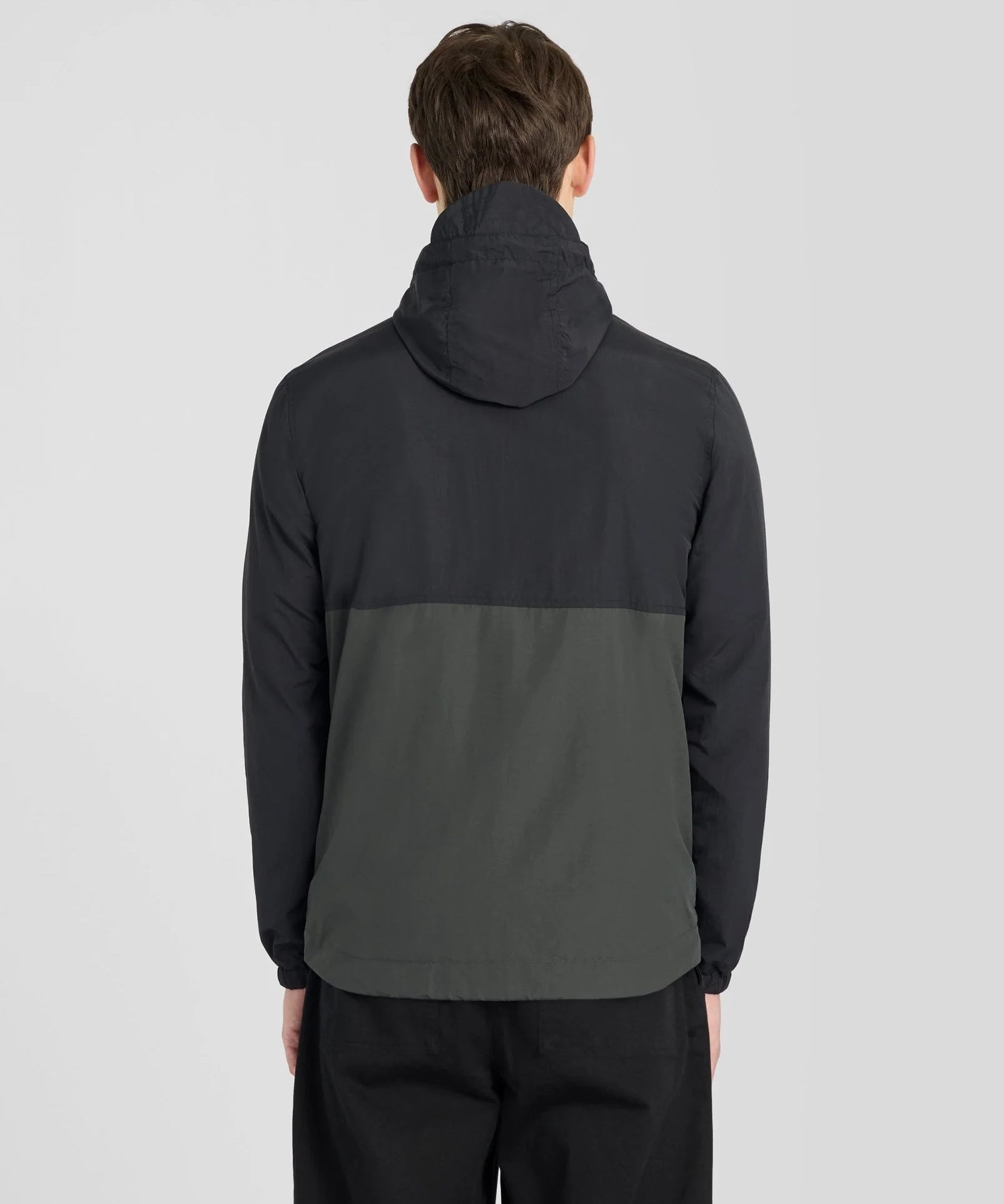 Lyle & Scott Color Block Water Resistant Jacket - Jet Black/Gunmetal